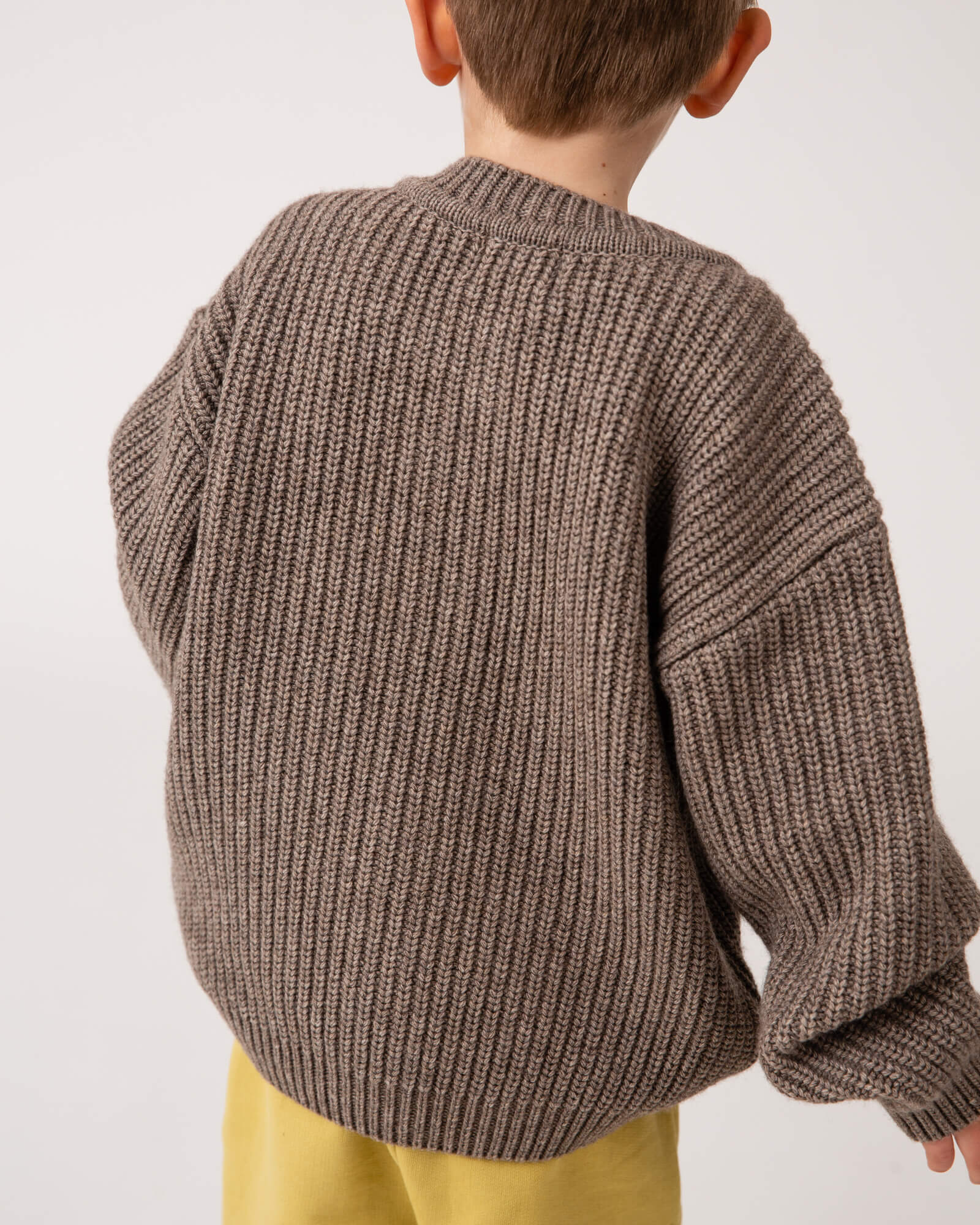 Round Neck Cardigan hare