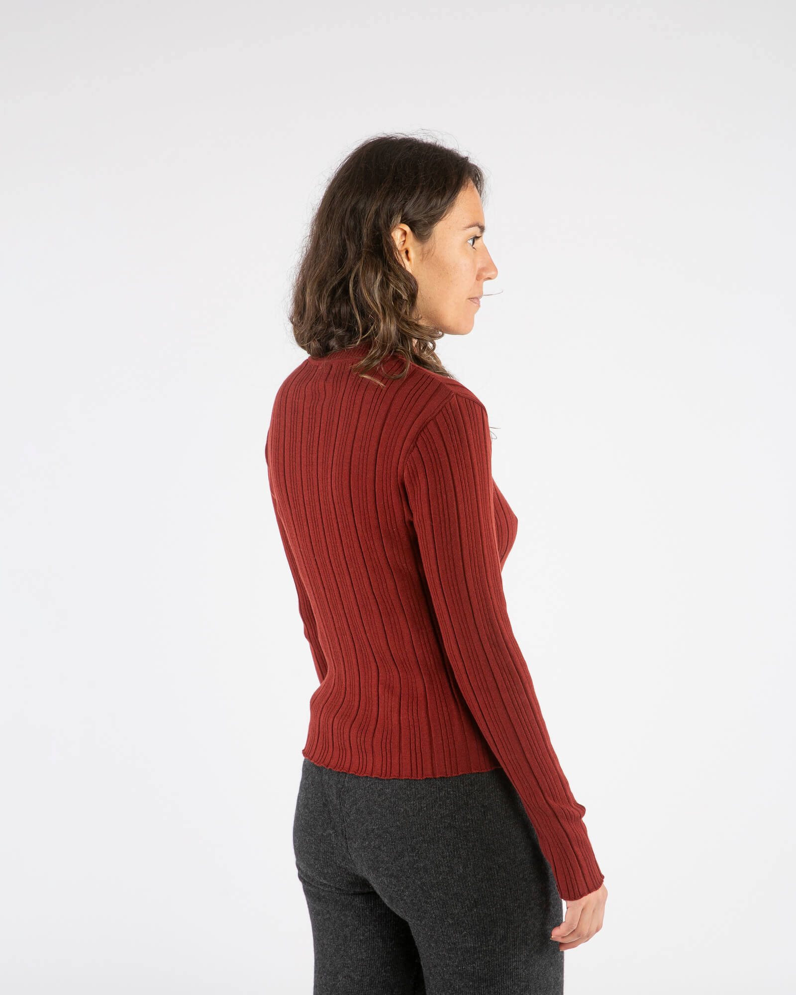 Ribbed Collared Longsleeve maroon
