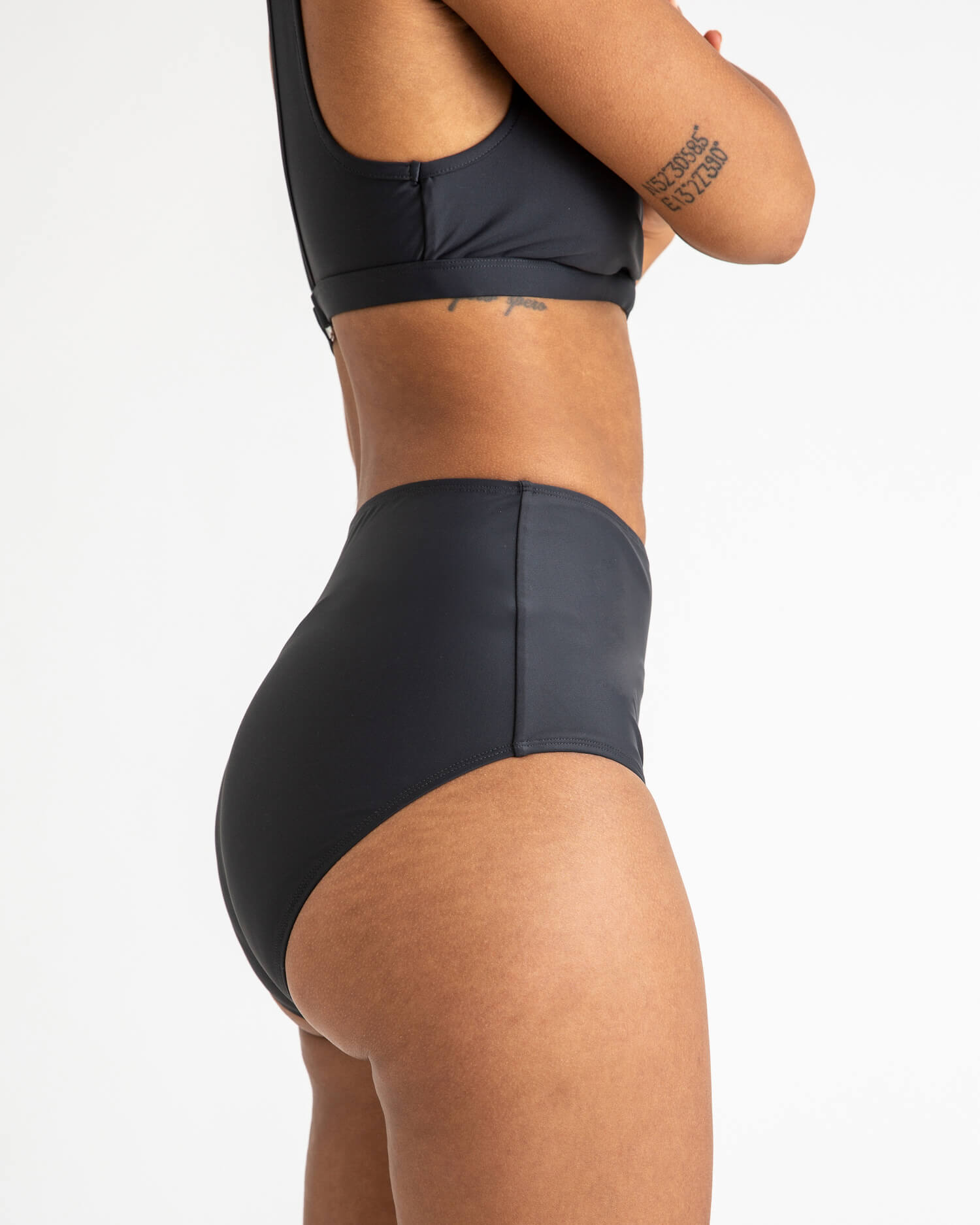 Bikini Bottom vintage black