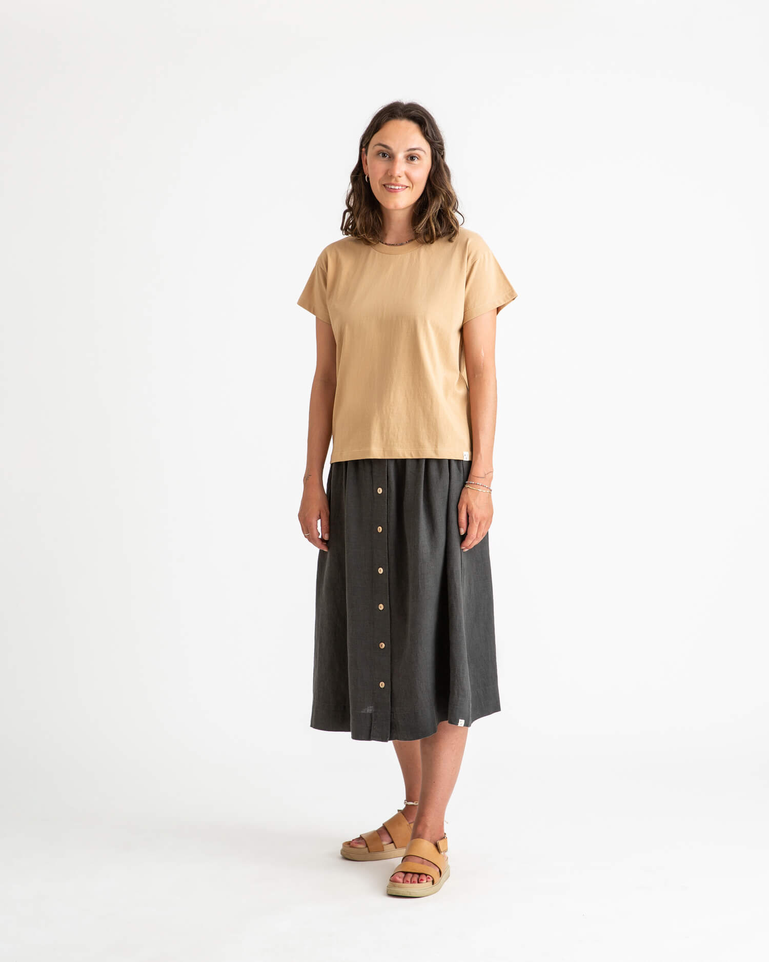 Essential T-Shirt camel