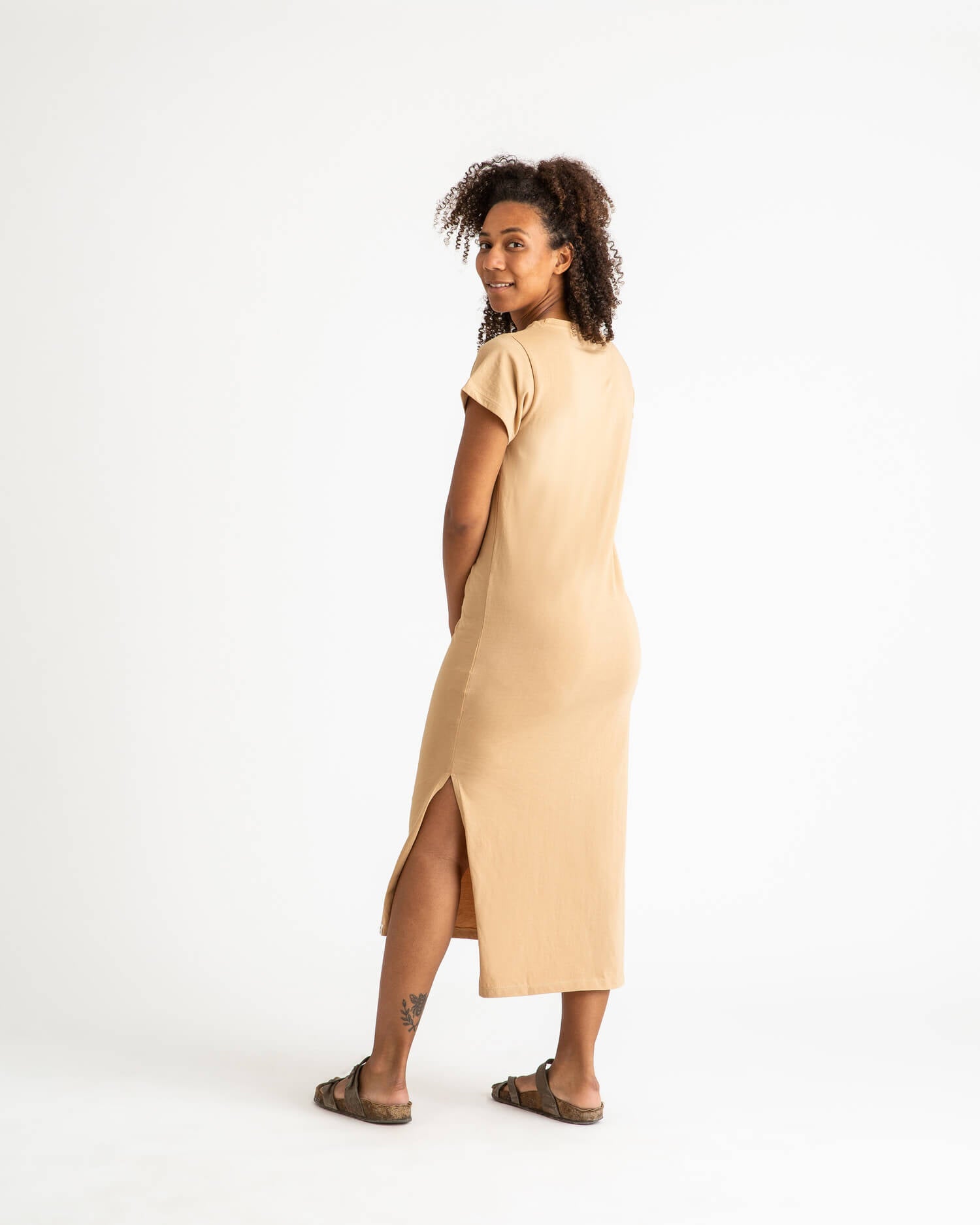 Tee Dress camel
