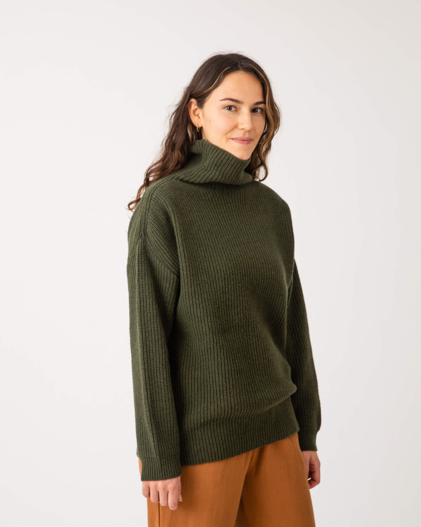 High Neck Sweater loden green