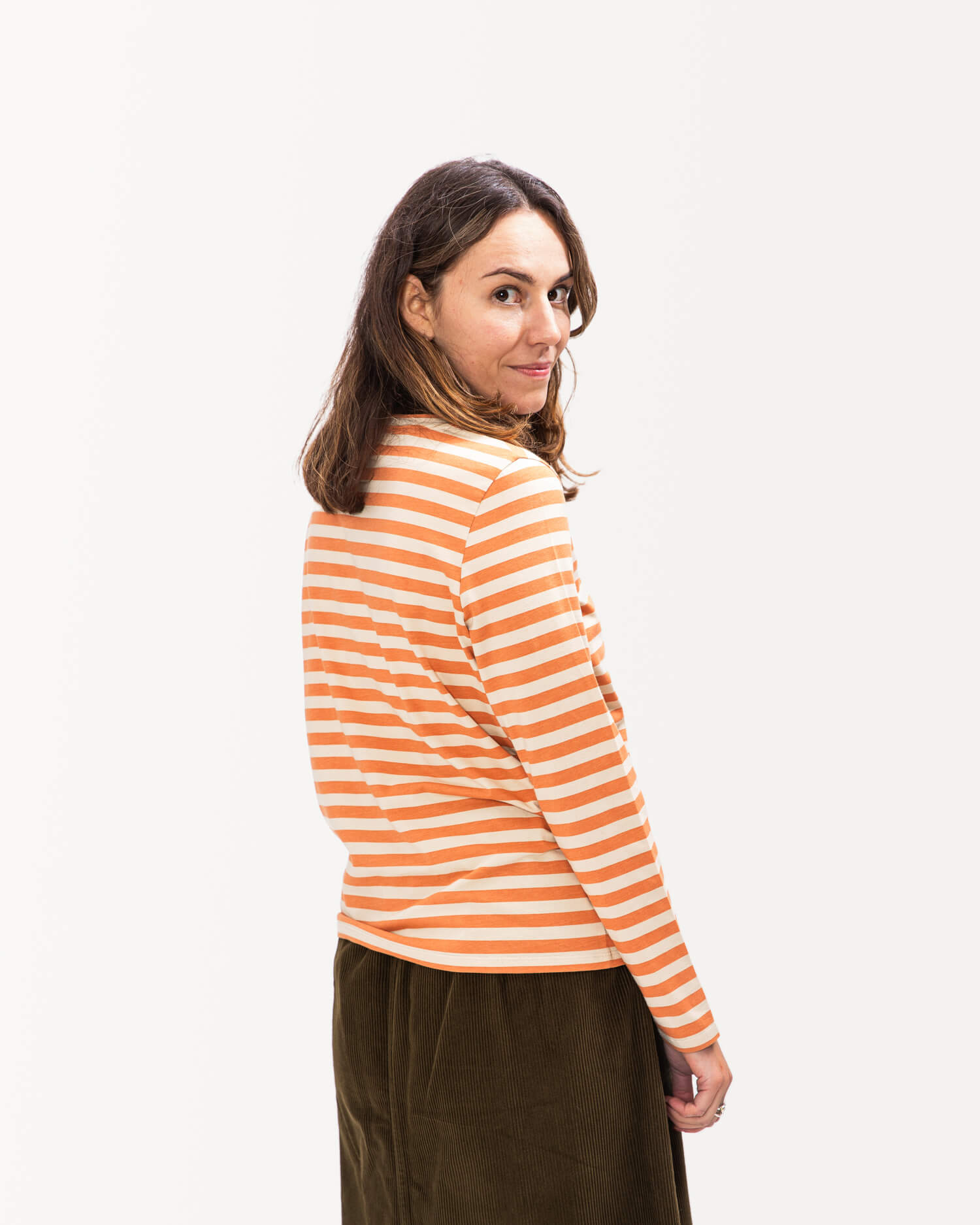 Round Neck Longsleeve oyster-caramel