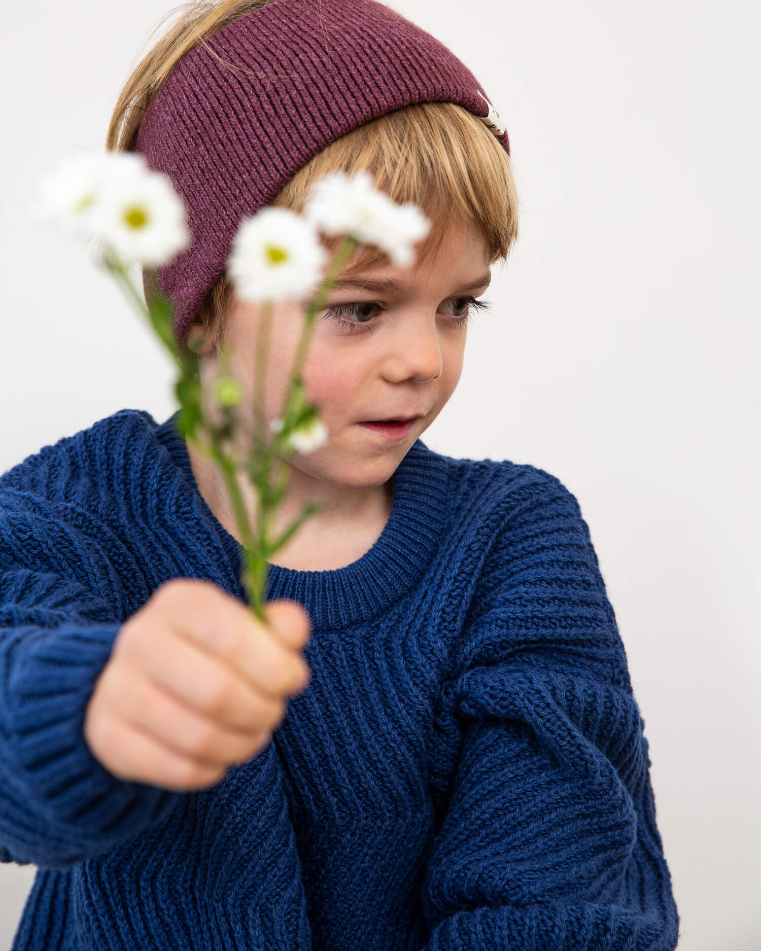 Knitted Headband berry