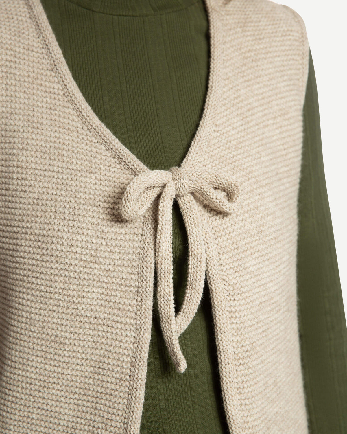 Bow Vest salt