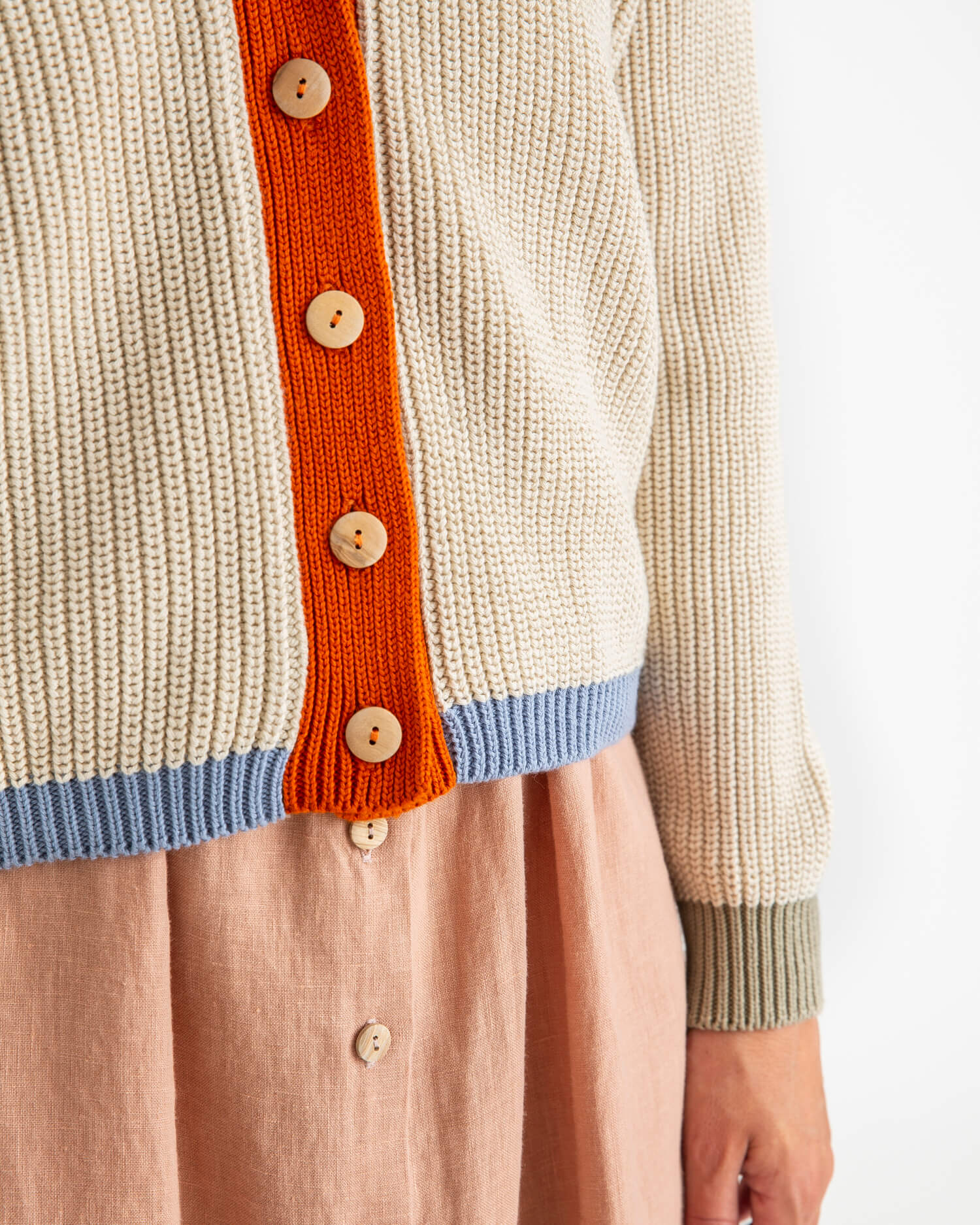 Color Block Cardigan oyster