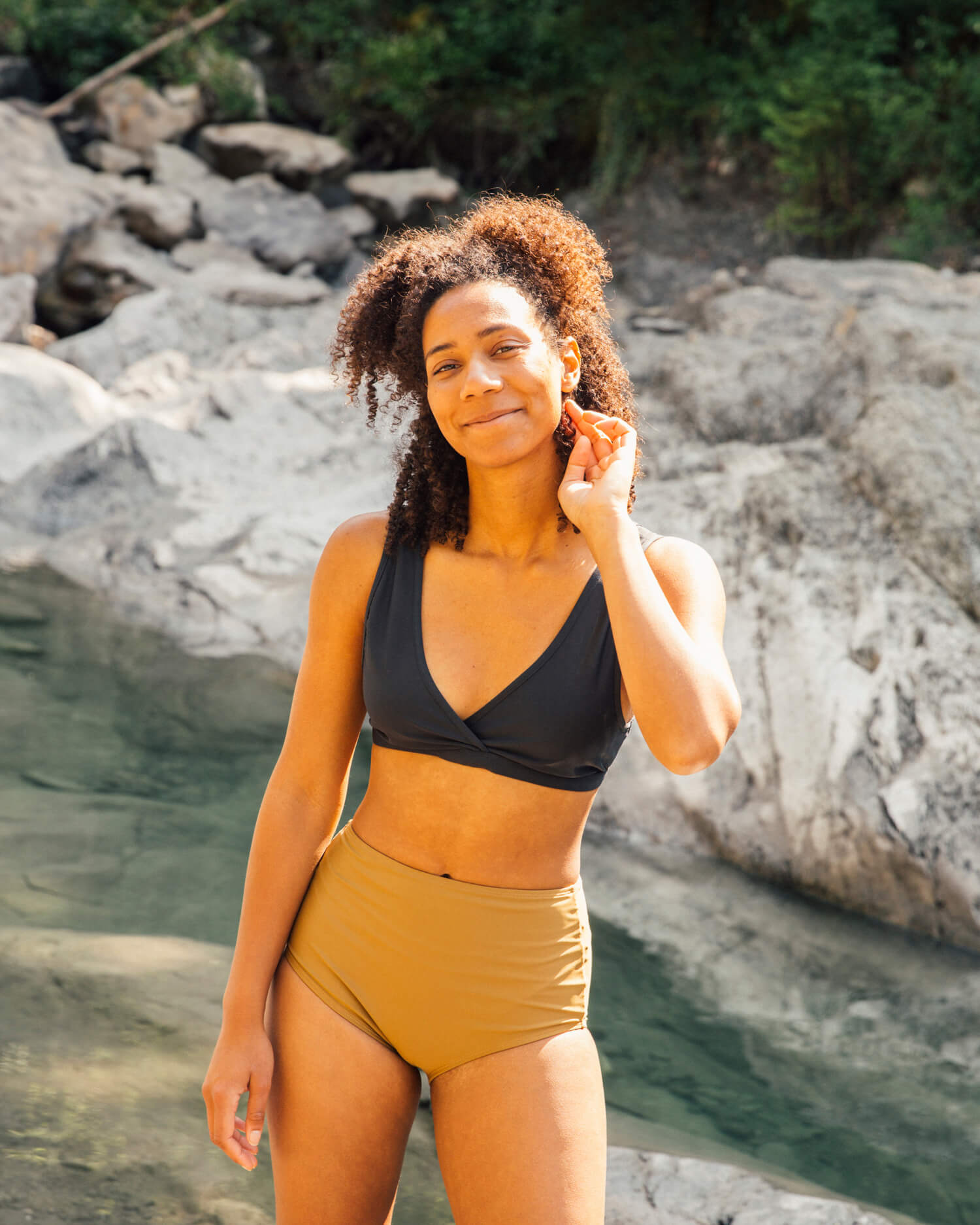 Yellow bikini top black clearance bottoms